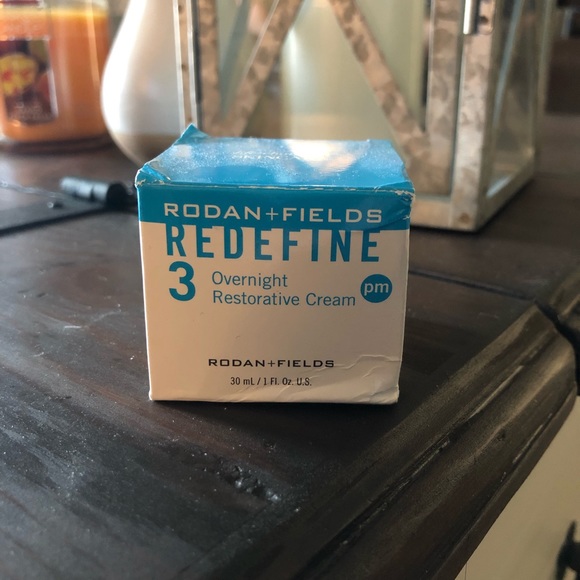 Rodan and Fields Overnight Restoration Cream - Picture 3 of 3
